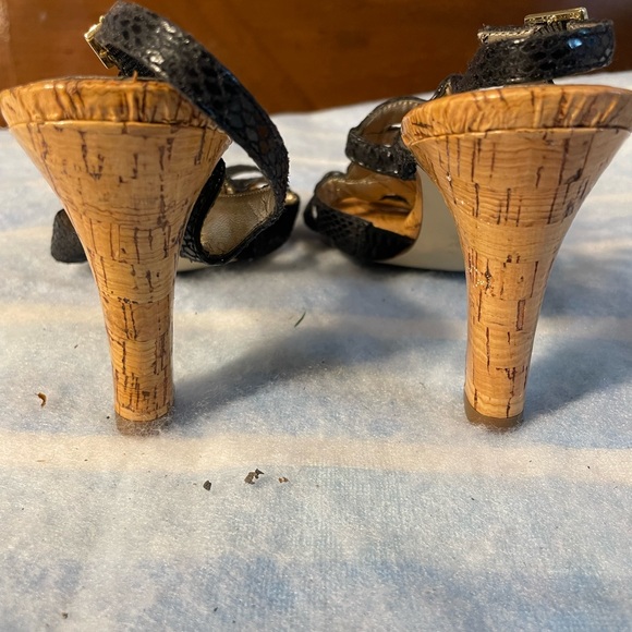 Women’s Shoes - Picture 3 of 4